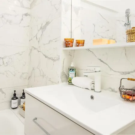 Apartament 5mn Monaco - Cosy 2 Pieces - Balcon Vue - Cl *